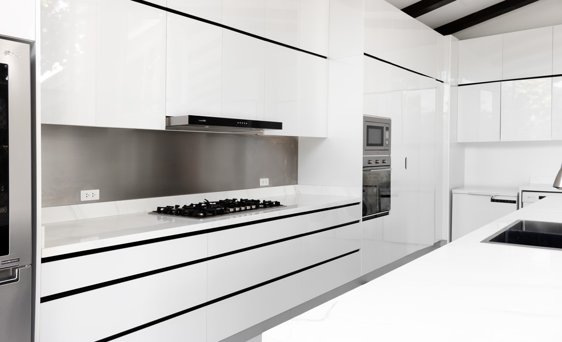 dunbraefurnitureconcepts-residential-kitchen-E9
